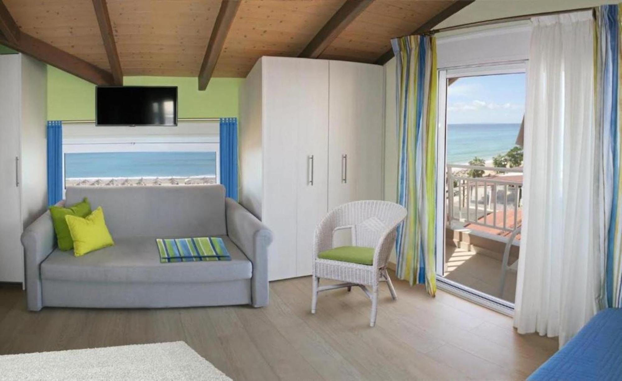 Whitesands Beach Resort Vráhu-part Kültér fotó
