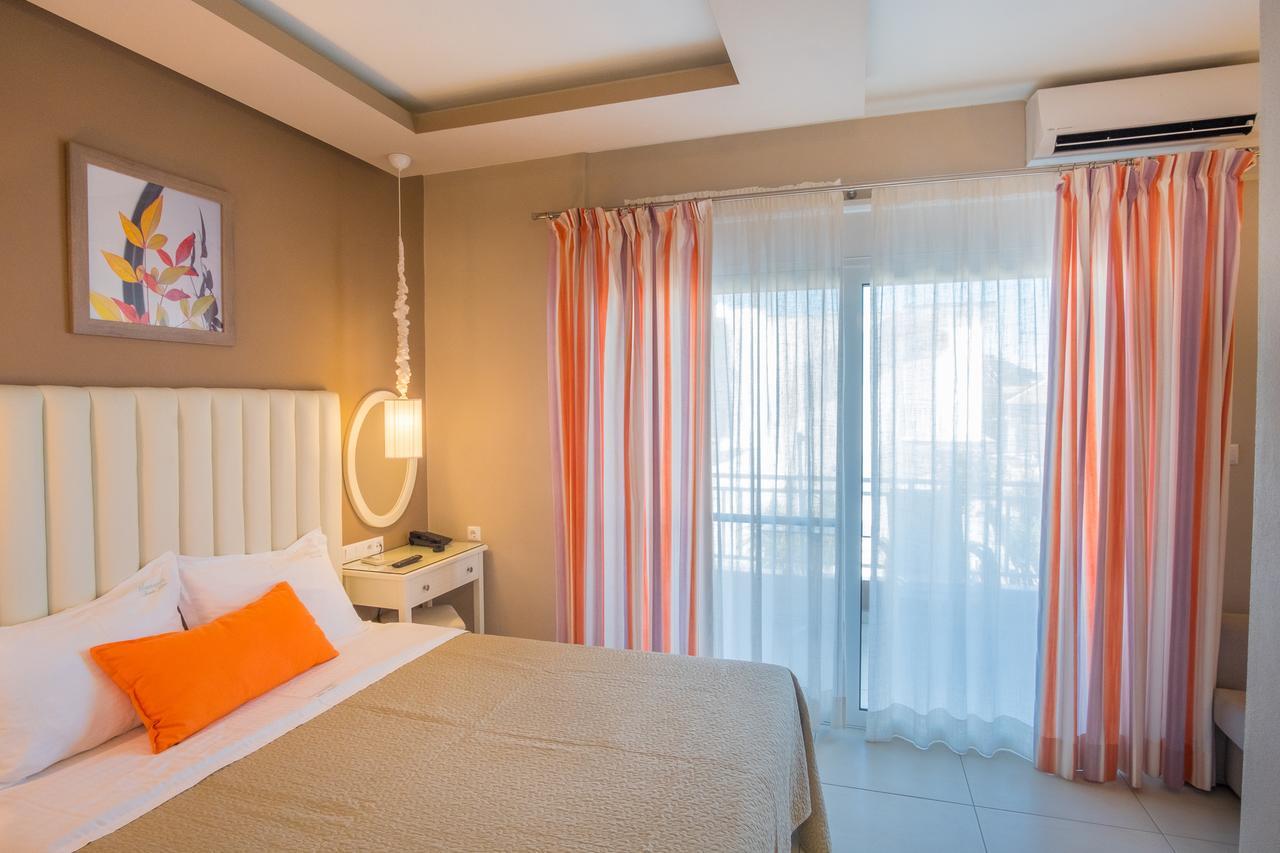 Whitesands Beach Resort Vráhu-part Kültér fotó
